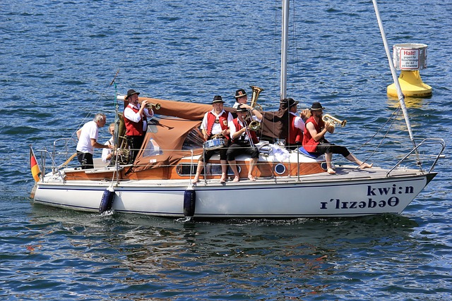 李磊：国安原本有夺得双冠的机会，配得上足协杯冠军荣誉