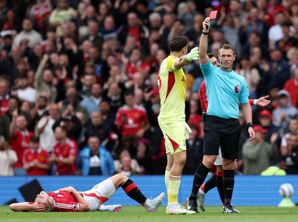 乌尔比希：我为每场比赛都做100%的准备，以便随时顶替诺伊尔